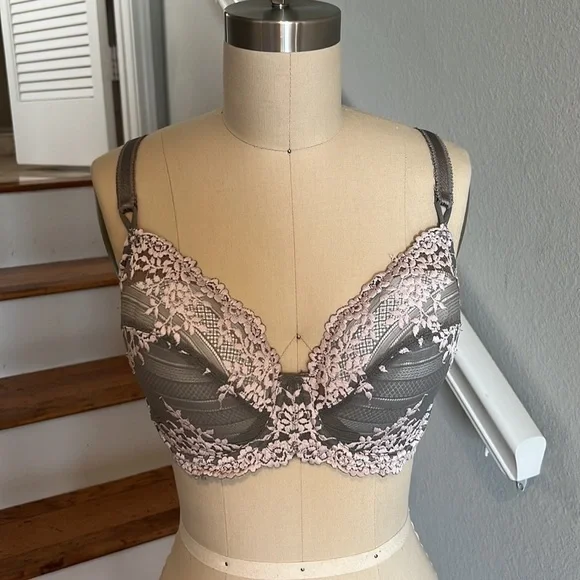 Wacoal Embrace Lace Underwire Bra 65191 Gray/Cream​​​​​​​​​ - Picture 5 of 15